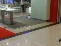 -华为授权体验店(万航渡路)