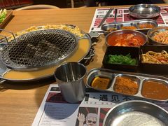 -青瓦炭韩潮烤肉(花园道店)