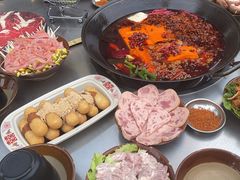 -扎起市井老火锅(乐山总店)