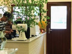 -SAFARI COFFEE