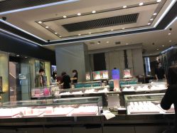 -周生生Chow Sang Sang(天津恒隆广场店)