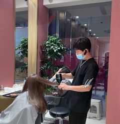 -Kraemer Paris苏豪路易士·嘉玛发廊