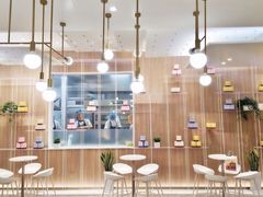 -奈雪的茶(市百一店)