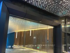 -珠海拱北口岸智选假日酒店