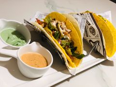 墨西哥烤鸡肉沙拉和玉米脆饼-Deer Park鹿园西餐(仁恒置地广场店)