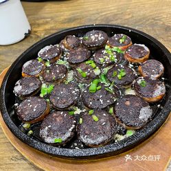 农家铁板炕血肠