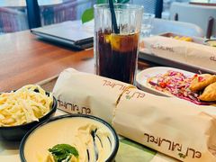 Hummus鹰嘴豆泥酱-ELI FALAFEL Lebanese&Mediterranean黎巴嫩美食(富城路店)