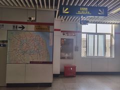 -锦江乐园(地铁站)
