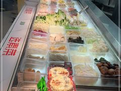 -红渡小香·牛肉麻辣香锅(车站南路店)