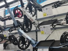 -迪卡侬(烟台万达店)
