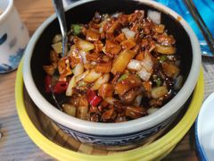 黑三剁配薄饼-雀舞云南菜(乐客城店)