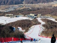 -鳌山滑雪度假区