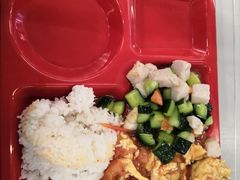 -同济大学本部学苑饮食广场