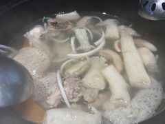 -东椰·海南椰子鸡火锅(朝阳门店)