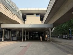 -朱辛庄(地铁站)