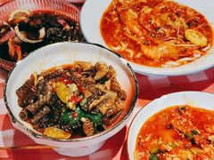 -辣小鲜·南昌大排档(船山路店)