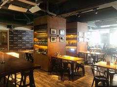 大堂-JINNS锦时 steak&pizza(浸信会礼拜堂旧址店)