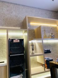 -Meng Lang 梦郎白金店