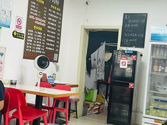-花溪巷牛肉粉(泉城路店)