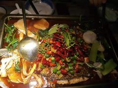 -探鱼·鲜青椒爽麻烤鱼(西南商都店)