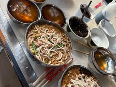 -正宗杨记普洱酸醋米线(总店)