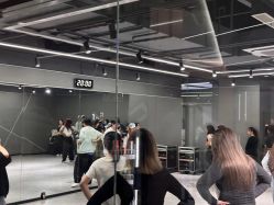 -5KM舞蹈街舞工作室