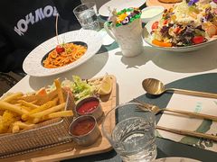 -ins森林童话餐厅coffee&bistro