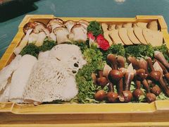 -慢丽江·云南野生菌土鸡锅(付家庄店)