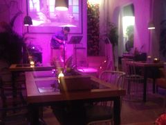 -春树下·树屋花房西餐厅(罍街AS1980店)