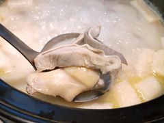 竹笙王猪肚鸡-顺德公广东猪肚鸡·煲仔饭(白石洲店)
