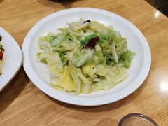 -兔行天下-鸿鹤鲜锅兔(中海国际店)