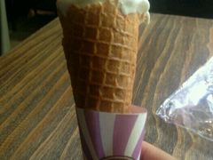 -万利隆·活力烘焙(人民路店)