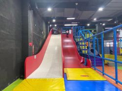 -蹦贝运动中心·蹦床·攀岩·闯关(龙岗店)