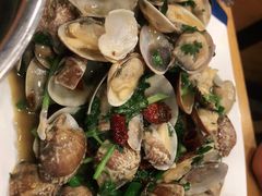 鲜辣花蛤-京朋串屋·烧烤(望京西路总店)