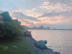 -上海滴水湖皇冠假日酒店