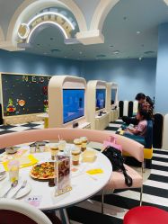 -奈尔宝家庭中心·亲子餐厅(北京东坝万达店)
