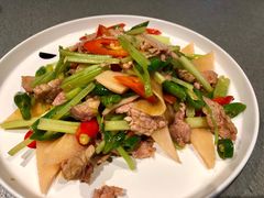 酸萝卜炒牛肉-日上三甘(三里屯店)