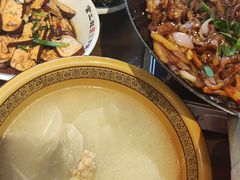 -富正毅三下锅·湘西韵味(天门山索道店)