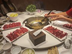 -犇鼎牛潮汕牛肉火锅(新辰里学清路店)