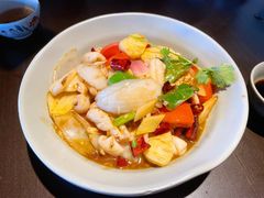 -大头虾越式风味餐厅(光明广场店)