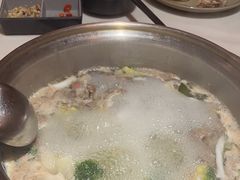 -喃喃椰·糟粕醋·椰子鸡火锅(七堡花园店)