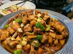 -俭寨大盘鸡·手抓肉·烧烤新疆菜(乌苏路店)