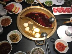 -怡品川宇火锅(宝立方店)