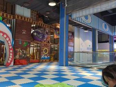 -蒙特利亲子乐园