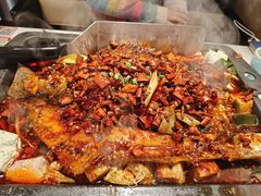 -江边城外烤全鱼(世茂广场店)