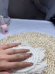 -UGIRL有个美甲