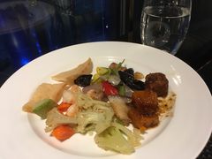 -圣丰索菲特·2 On 988 Café 自助餐厅