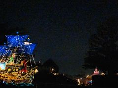 -海底巡游艇:尼莫和好友的海洋世界