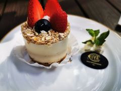 招牌燕麦蛋糕-COVA(新天地Xintiandi店)
