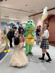 -奈尔宝家庭中心·亲子餐厅(北京东坝万达店)